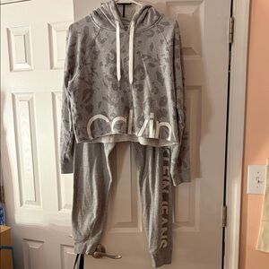 Calvin Klein Gray Animal Print Lounge Set